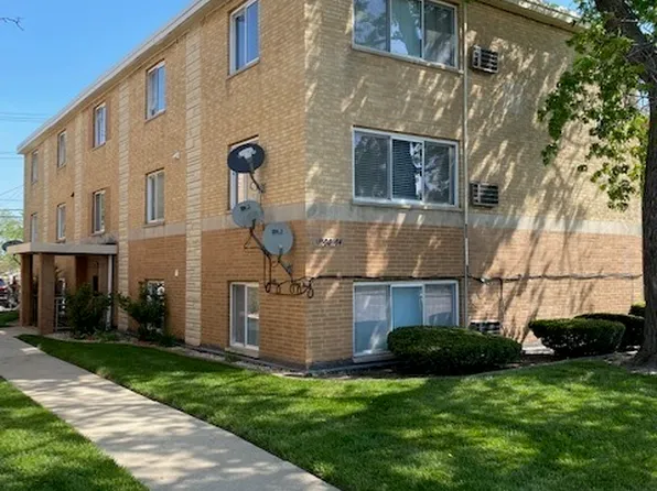 5580 S Archer Ave APT 2B, Chicago, IL 60638