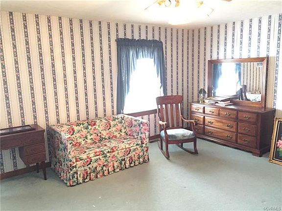 5th image of 8167 Burnside Ct