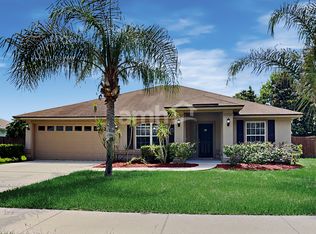 13989 Crestwick Dr W, Jacksonville, FL 32218