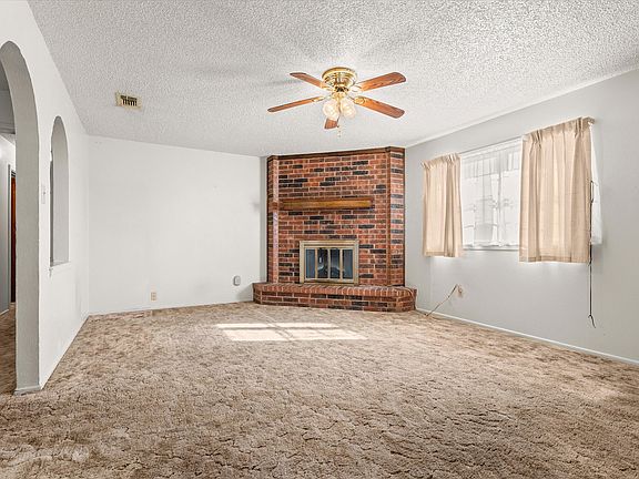 5th image of 4902 58th St