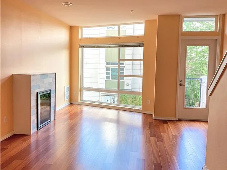 15235 NE 81st Way #103 — Photo 9
