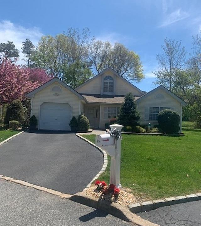 1st image of 29 Cloister Ln