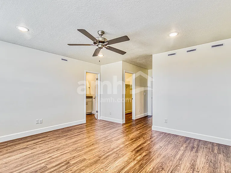 5996 W South Jordan Pkwy — Photo 8