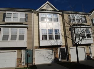 23149 Blackthorn Sq, Sterling, VA 20166
