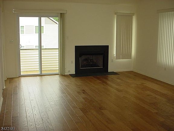 2nd image of 165 Falcon Ridge Way N