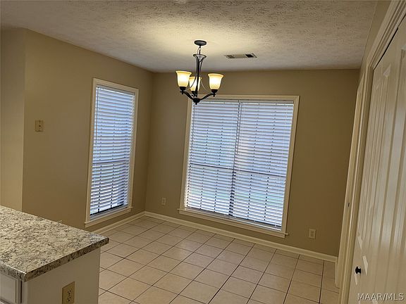 5th image of 7216 Brampton Ln