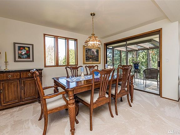 5th image of 23 Alderwood Dr