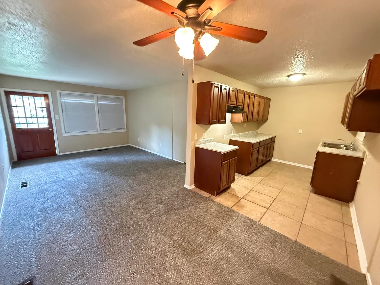 4276 Kimball Ave — Photo 3