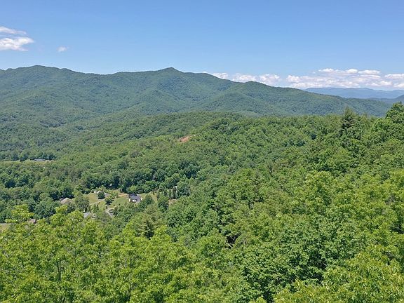 3rd image of 272 Kako Ridge Rd