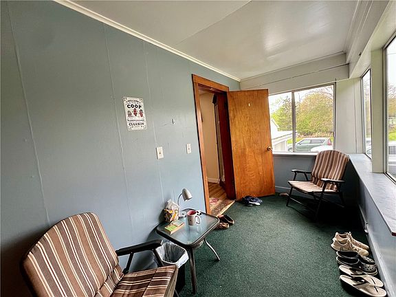 4th image of 52 Mill St