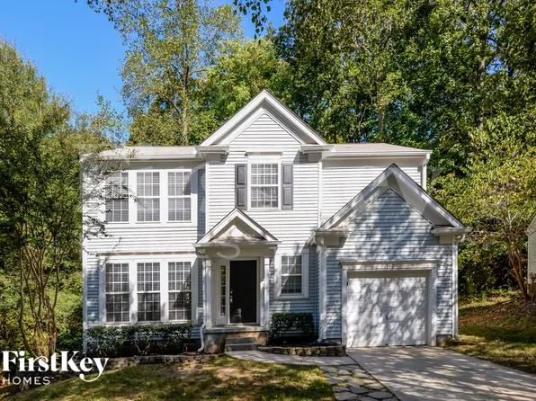 1546 Rumstone Ln, Charlotte, NC 28262