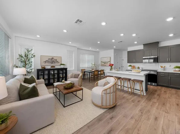 766 Makani St Unit 1, Chula Vista, CA 91911