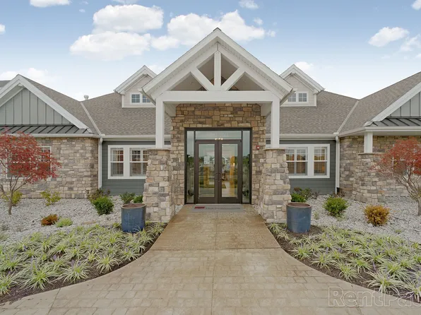 Steeplechase Apartments