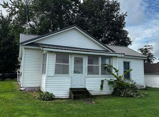 511 Middle St, Brooklyn, IA 52211