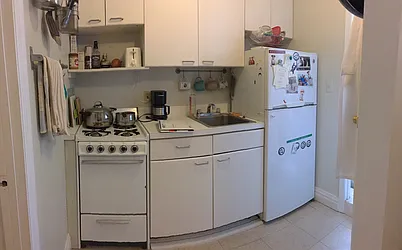 Rented by Kenneth Rosenblum, LREB