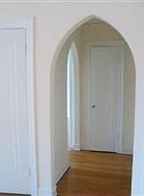 1st image of 901 W Argyle St APT 1M