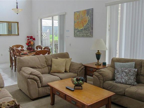 4th image of 2525 Jasmine Trace Dr
