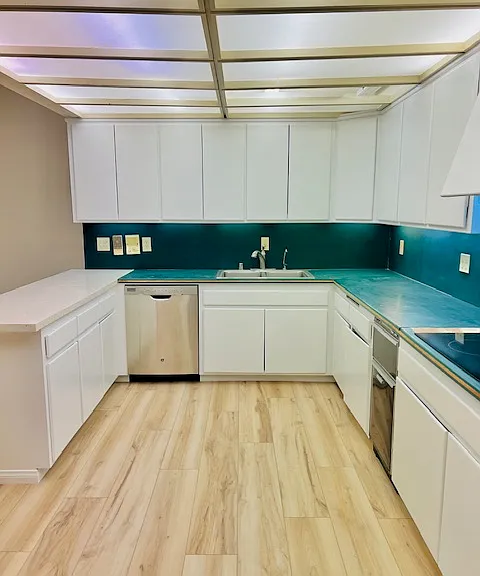 2441 Dresden Pl — Photo 20