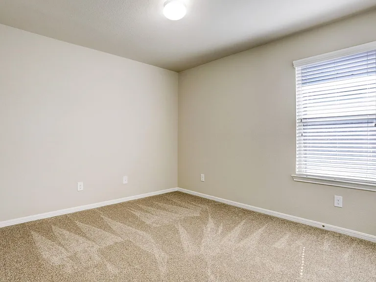 2911 Indwarra Ct — Photo 15