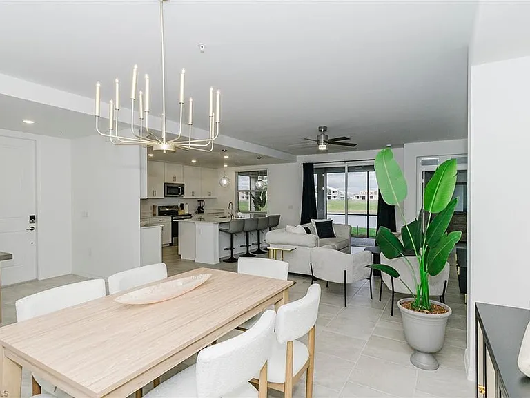 5661 Melbourne Ct #8011 — Photo 3