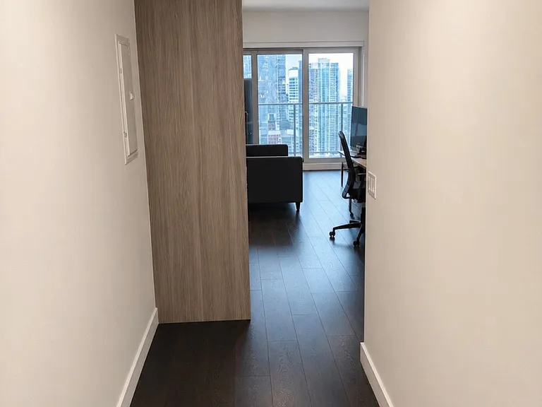 3 Concord Cityplace Way #4807 — Photo 4