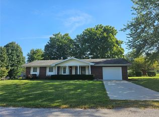 210 Cherry Ave, Ellis Grove, IL 62241