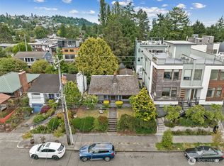 3002 Alki Ave SW, Seattle, WA 98116