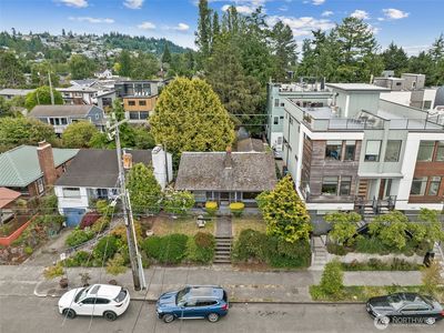 3002 Alki Avenue SW, Seattle, WA, 98116