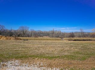 1330 Shoal Ridge Rd, Oconomowoc, WI 53066