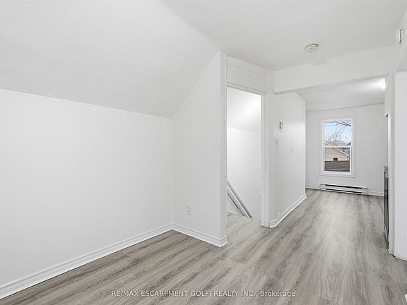 5th image of 27 Albert St