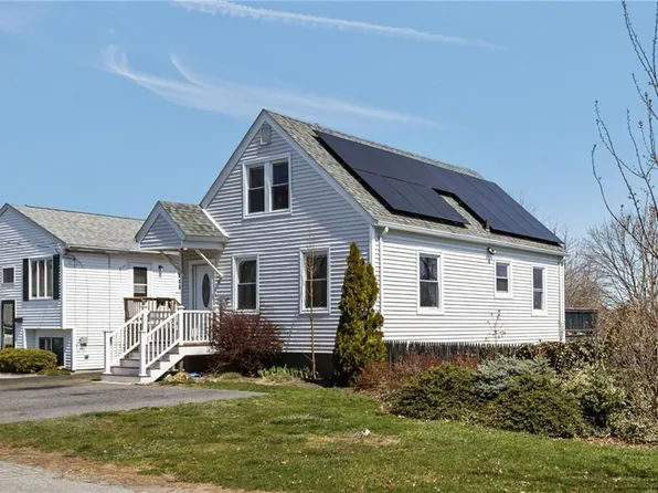 46 Irving St, North Providence, RI 02904