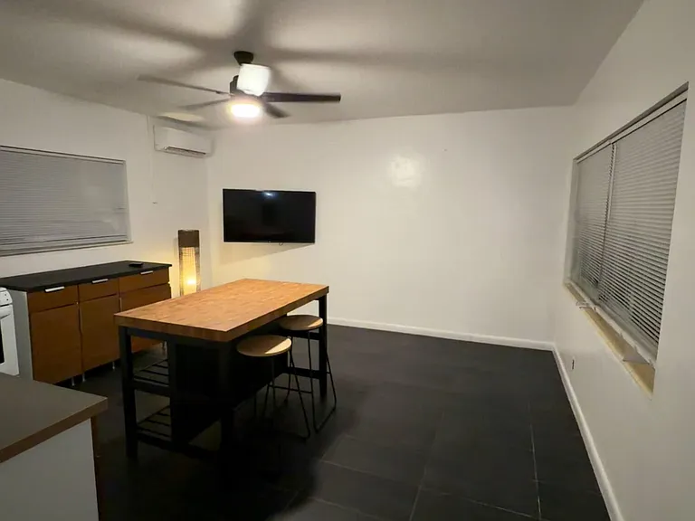 1004 W Las Olas Blvd #2 — Photo 8