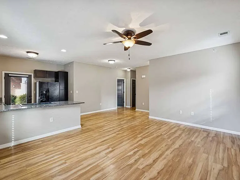 North Pointe Villas — Photo 254