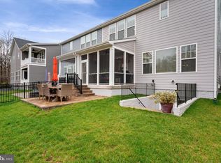 18174 Moss Garden Rd, Dumfries, VA 22026