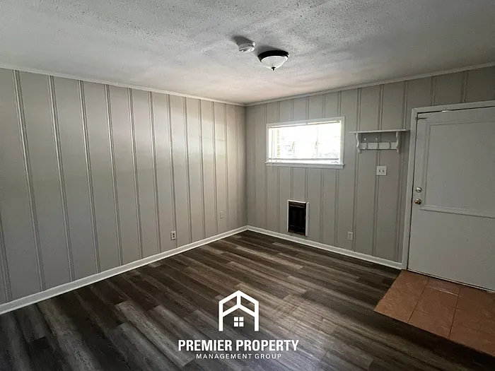 1412 Highland Ave SE #D — Photo 9