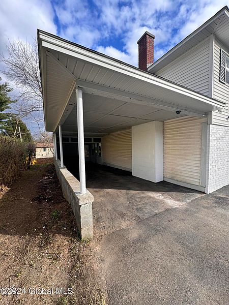 5th image of 1642 Providence Avenue