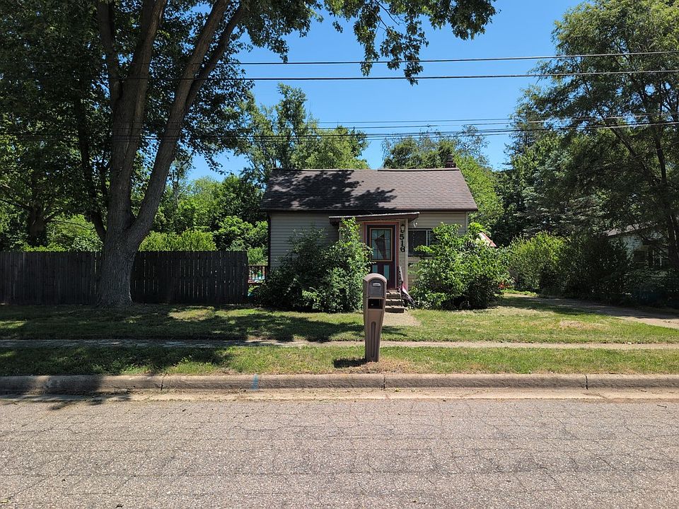 1st image of 516 11th St