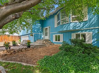 807 S 68th Ave, Yakima, WA 98908