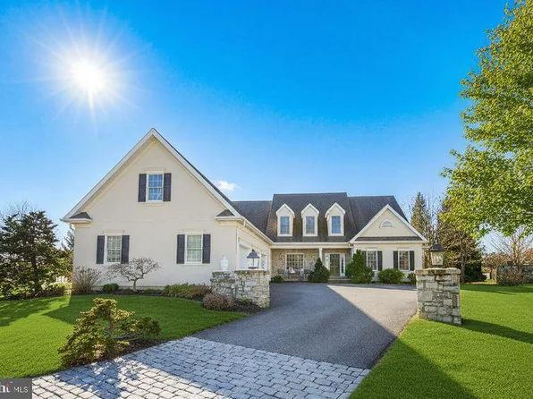 692 Goose Neck Dr, Lititz, PA 17543