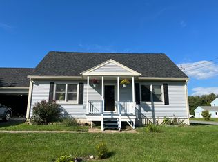 17 Barnet Ave, Waterville, ME 04901