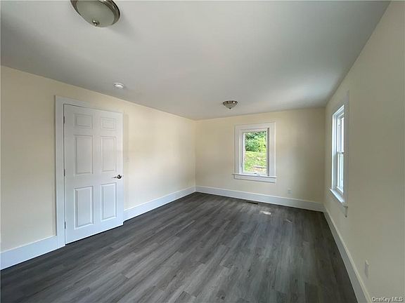 4th image of 25 Griffin Ave #A