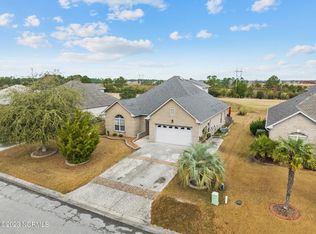 217 Castle Bay Dr, Hampstead, NC 28443
