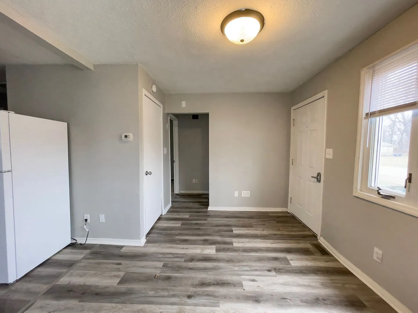 Coming Soon! For Rent: 1623 E 20th St. Cozy 1 Bedroom Home! W/D Hookups! Pet Friendly! — Photo 3
