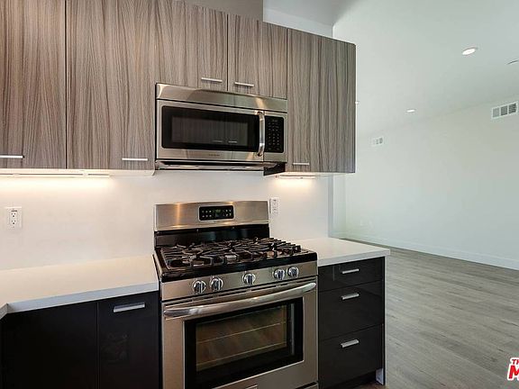 3rd image of 4227 McLaughlin Ave APT 204