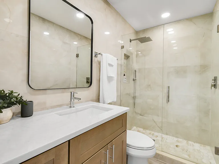755 Saturn St #D202 — Photo 17