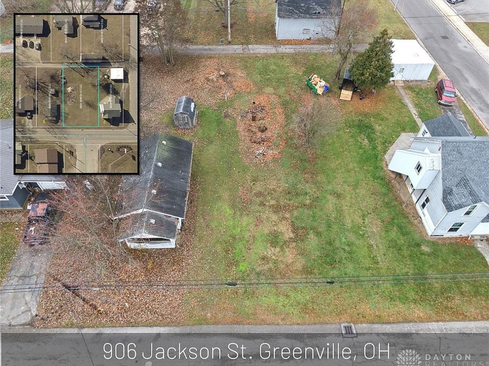 1st image of 906 Jackson St