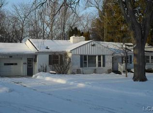 1340 W Westwood Dr, Adrian, MI 49221