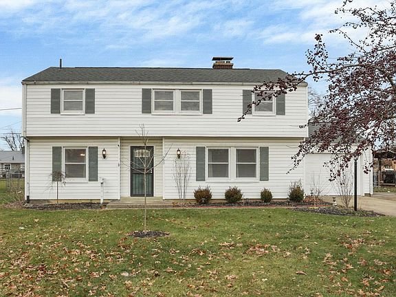 2nd image of 480 Yarmouth Ln