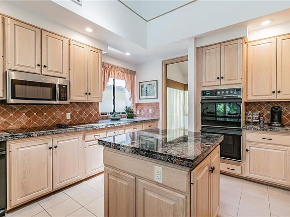 5th image of 15302 Bursley Ct