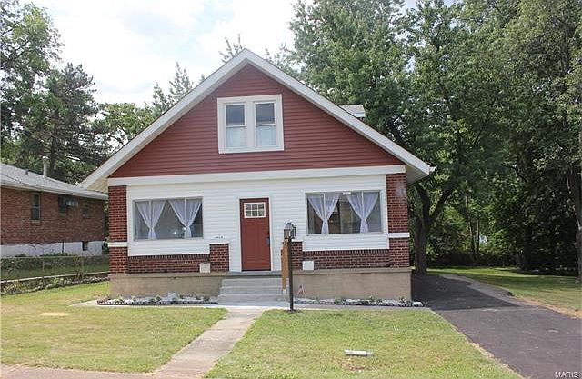 1st image of 8954 Forest Ave